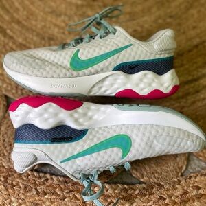 Nike Women's Renew Ride 3 DC8184 006 Photon Dust/Washed Teal - Size (8.5)